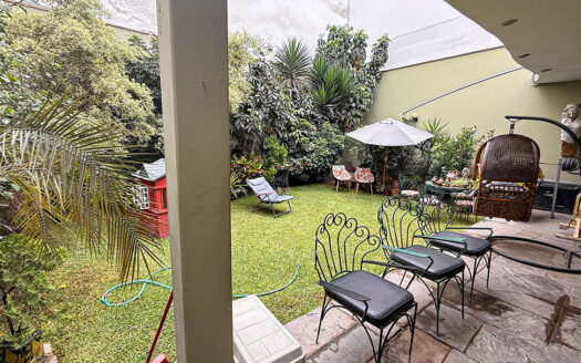 Casa en Casuarinas Baja Surco
