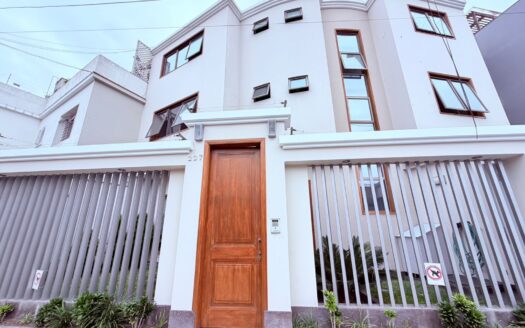 Casa en San Antonio, Miraflores