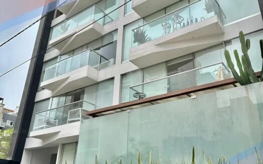 Dúplex con Amplio Dormitorios